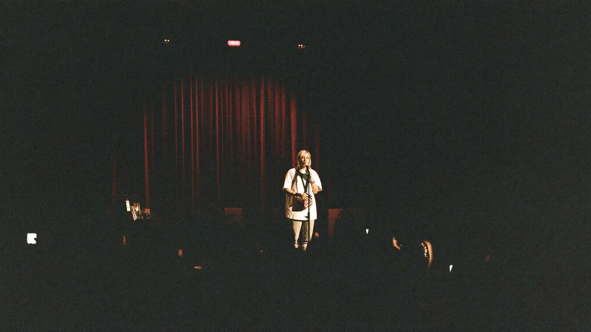 Poetry Slam: dein Einstieg in die Bühnenpoesie